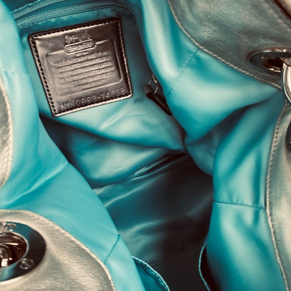 Coach 2009 Madison Champagne Metallic Large Hobo - Picture 15 of 15